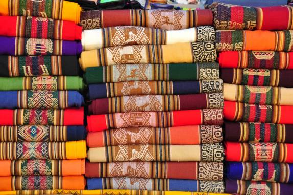 Venda de roupa em Purmamarca - Argentina